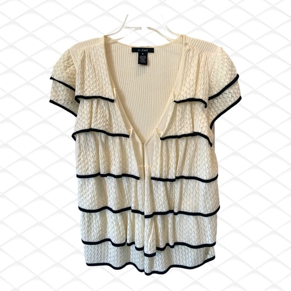 U-Knit Ruffled Knit Top - Picture 2 of 6